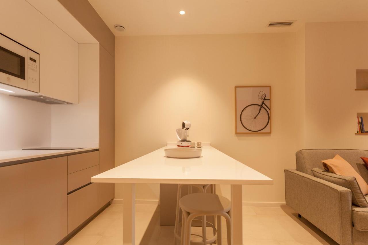 Apartamentos Malaga Premium - Calle Granada ภายนอก รูปภาพ