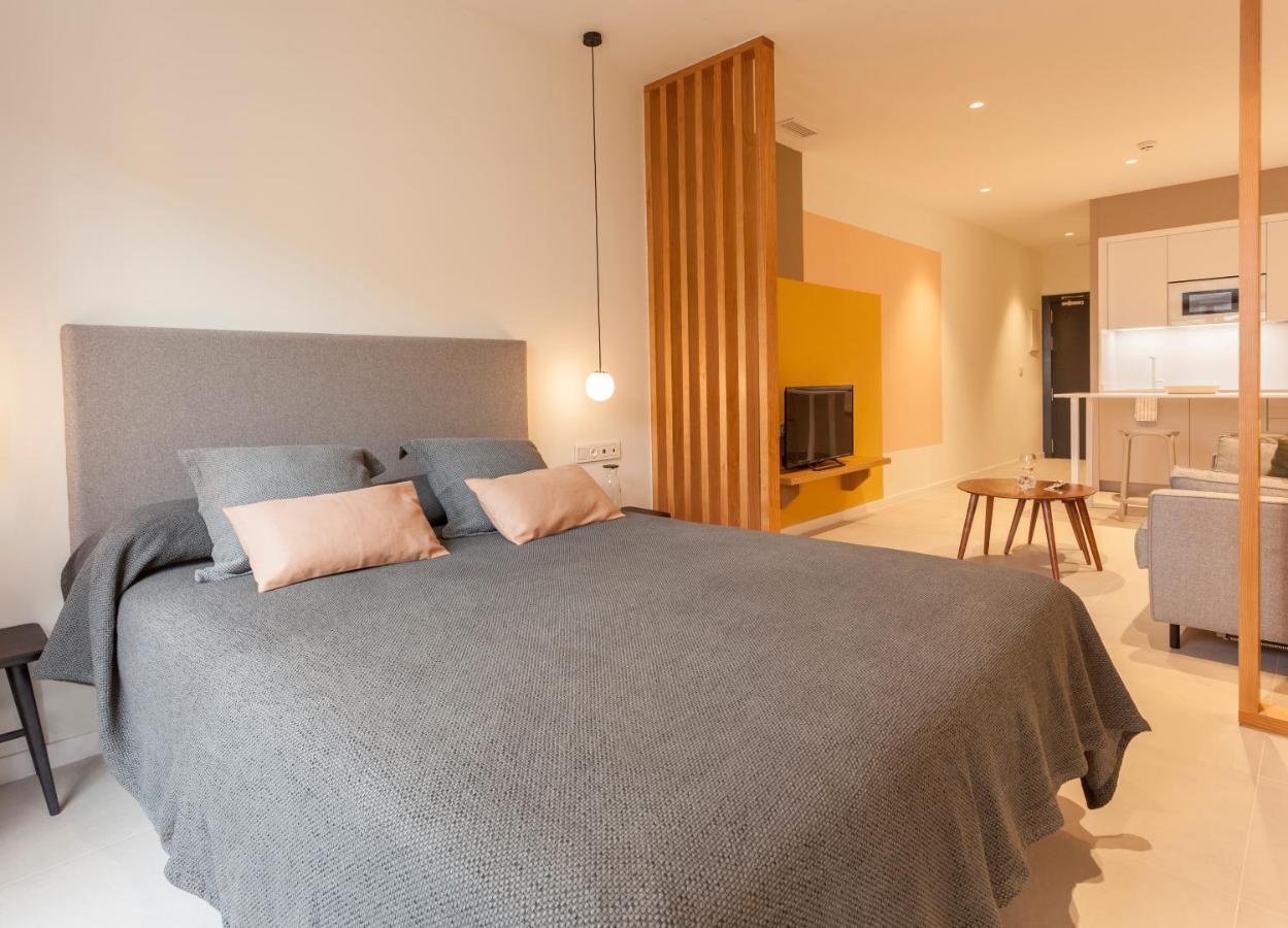 Apartamentos Malaga Premium - Calle Granada ภายนอก รูปภาพ