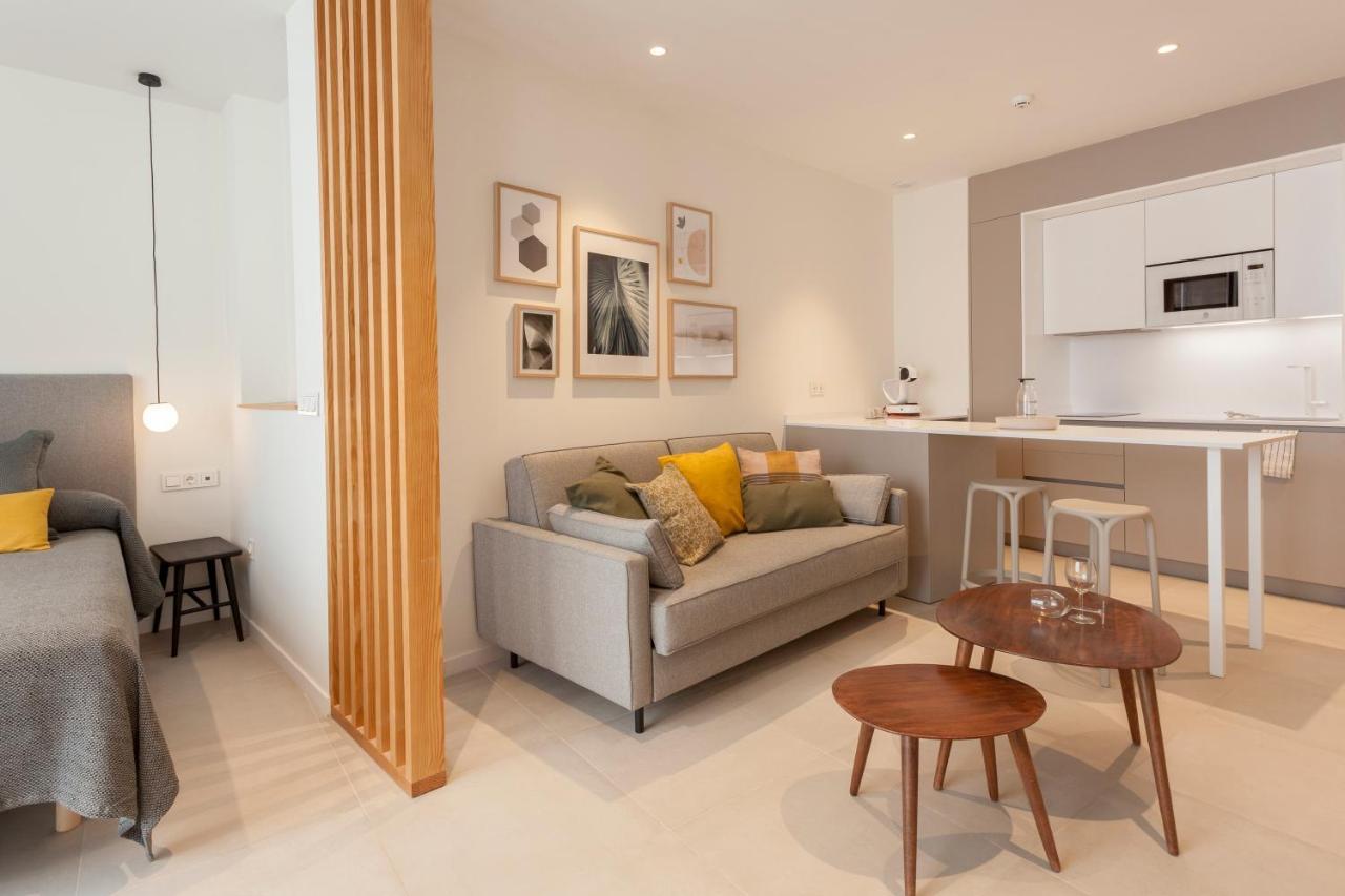 Apartamentos Malaga Premium - Calle Granada ภายนอก รูปภาพ