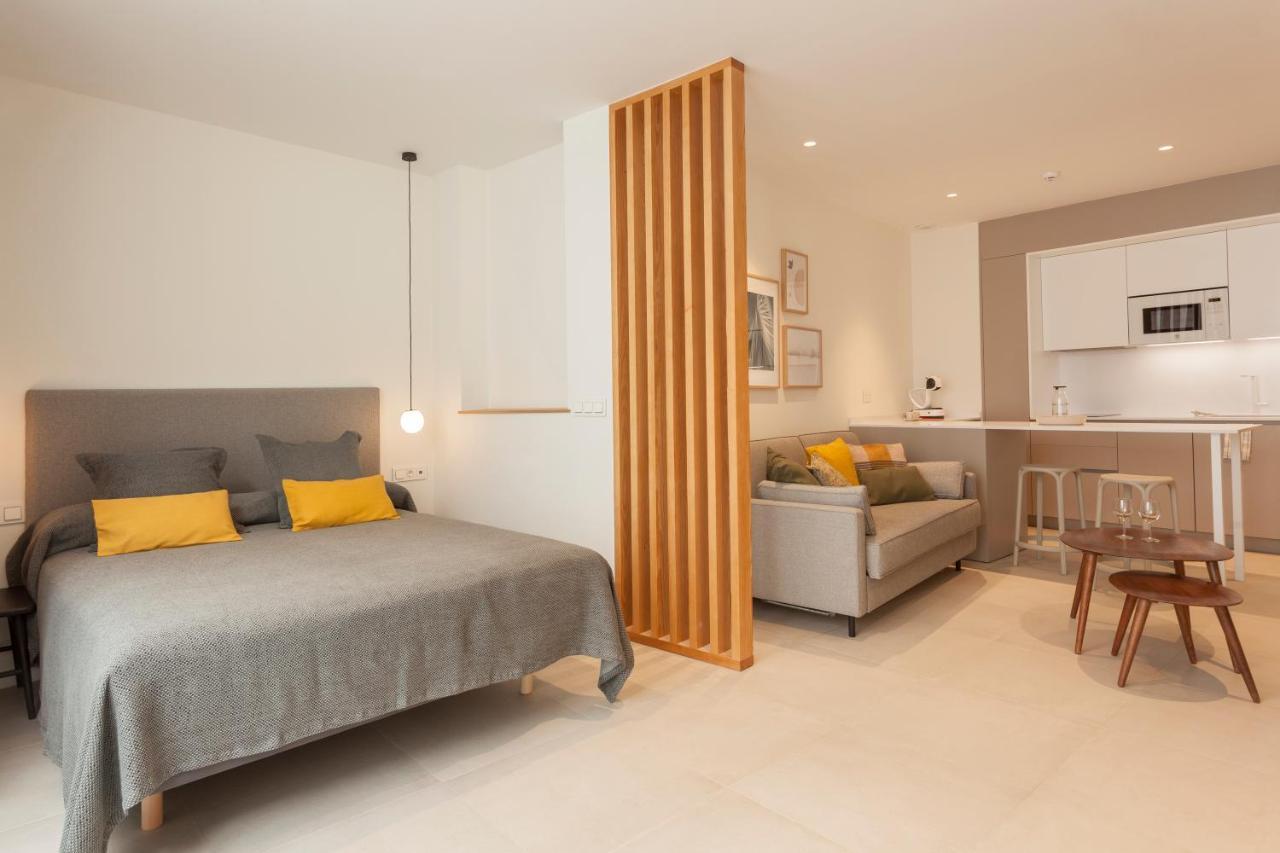 Apartamentos Malaga Premium - Calle Granada ภายนอก รูปภาพ